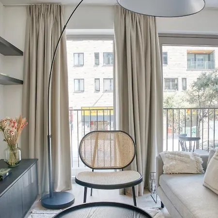 Cosy Seaside Apartment